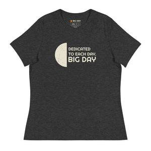 Women's Dedicated To Each Day T-Shirt - Dark Grey Heather